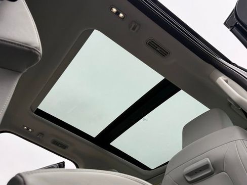 Certified 2025 Ford Expedition Max Platinum image 7