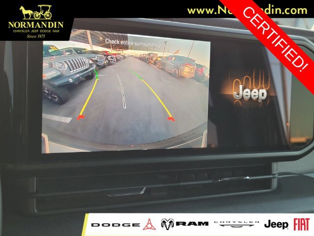 Certified 2024 Jeep Wrangler Unlimited AWD/4WD image 10