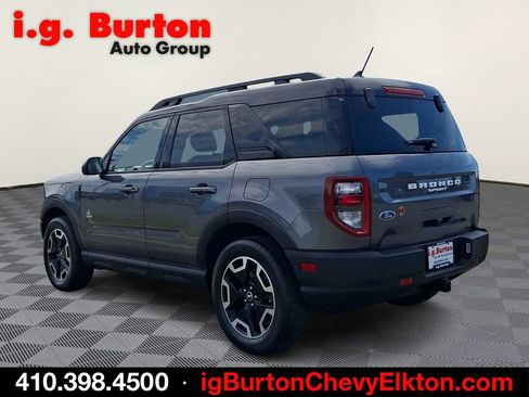 Used 2022 Ford Bronco Sport Outer Banks w/ Tech Package AWD/4WD image 4
