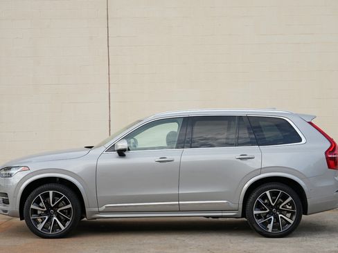 Used 2025 Volvo XC90 B6 Plus AWD/4WD image 52