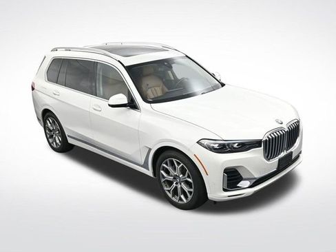 Used 2022 BMW X7 xDrive40i w/ Premium Package image 19