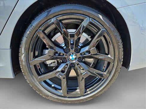 New 2026 BMW 330i Sedan w/ M Sport Package RWD image 10