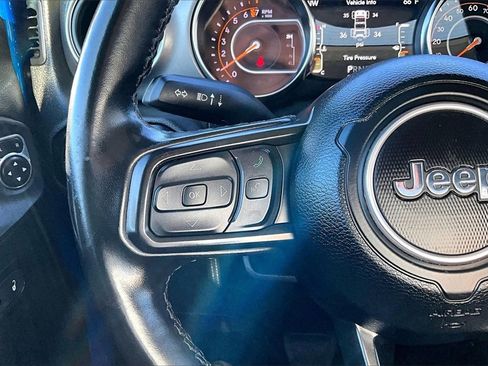 Used 2021 Jeep Wrangler Willys image 19