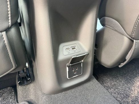 Certified 2023 Buick Envision Avenir FWD image 15