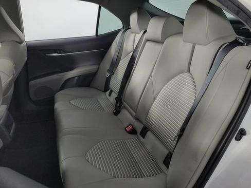 Used 2023 Toyota Camry SE w/ Convenience Package FWD image 17