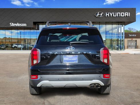 Used 2021 Hyundai Palisade SEL w/ Premium Package image 3