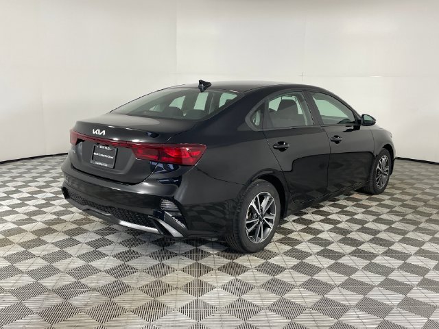 Certified 2023 Kia Forte LXS w/ LXS Technology Package FWD image 24