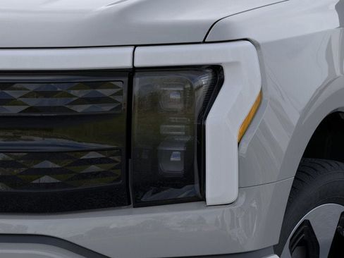 New 2024 Ford F150 Lightning Platinum image 18