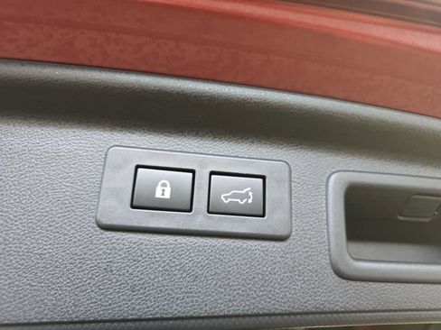 Used 2024 Subaru Forester Touring image 13