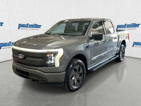 New 2025 Ford F150 Lightning Flash AWD/4WD image 1