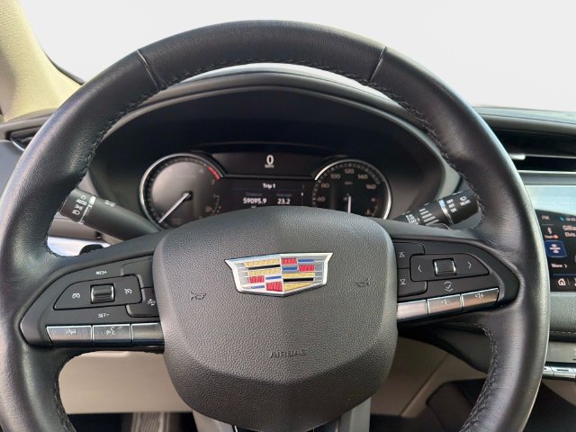 Used 2021 Cadillac XT4 Luxury FWD image 21