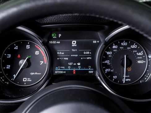 Used 2020 Alfa Romeo Stelvio Ti w/ Nero Edizione image 21