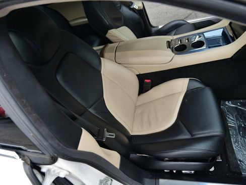 Used 2012 Fisker Karma EcoSport image 29