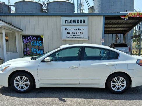 Used 2011 Nissan Altima 2.5 SL w/ 2.5SL Pkg image 3