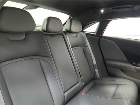 Used 2024 Lucid Air Touring image 25