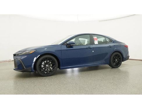 New 2026 Toyota Camry SE FWD image 18