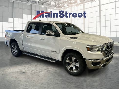 Used 2021 RAM 1500 Laramie AWD/4WD image 7