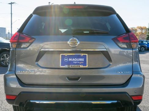 Used 2019 Nissan Rogue SV image 7