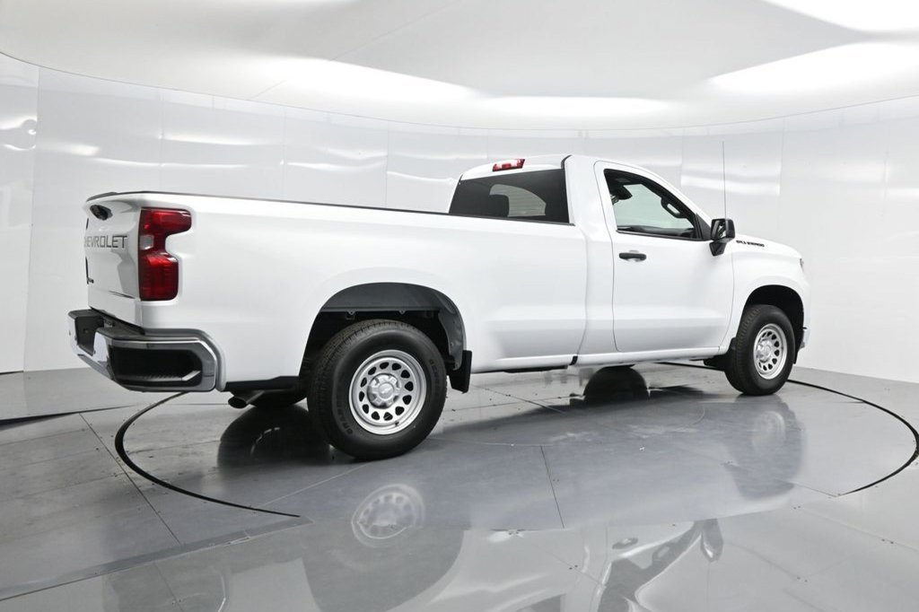 Used 2025 Chevrolet Silverado 1500 W/T w/ WT Safety Package RWD image 5