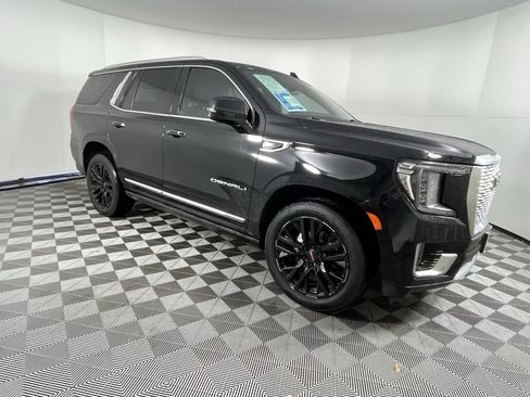 Used 2021 GMC Yukon Denali w/ Denali Premium Package image 7