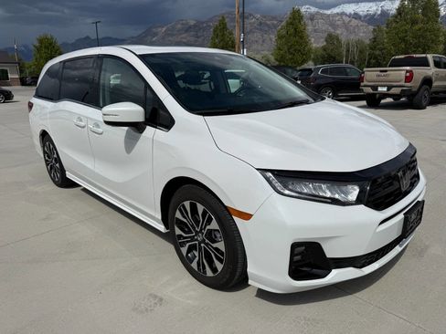 Used 2026 Honda Odyssey Elite image 1