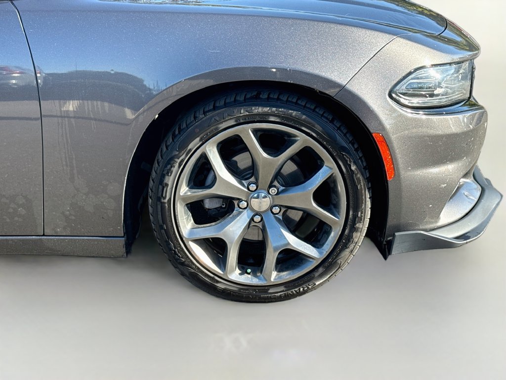 Used 2016 Dodge Charger SXT w/ Rallye Group RWD image 38