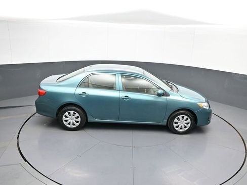 Used 2010 Toyota Corolla LE FWD image 36
