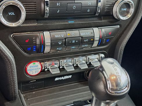 Used 2017 Ford Mustang GT Premium image 24