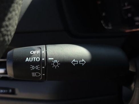 Certified 2024 Honda Accord EX image 37