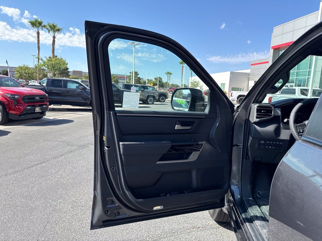 New 2026 Toyota Tundra Limited AWD/4WD image 6