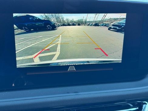 Used 2025 Buick Envista Sport Touring w/ Convenience I Package image 21