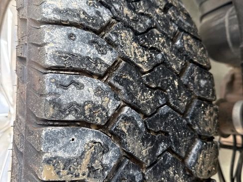 Used 2015 Ford F150 Lariat w/ Equipment Group 502A Luxury image 5