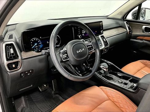 Used 2023 Kia Sorento SX Prestige AWD/4WD image 15