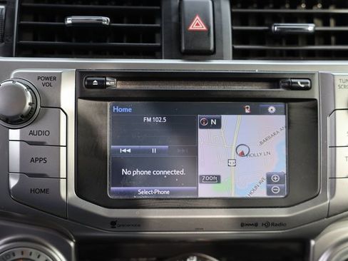 Used 2016 Toyota 4Runner SR5 image 22