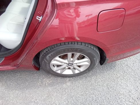 Used 2015 Hyundai Sonata SE w/ Option Group 02 image 26