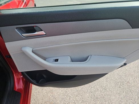 Used 2018 Hyundai Sonata SEL FWD image 18
