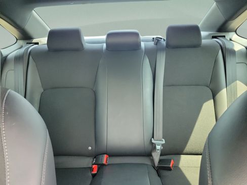 Used 2024 Honda Civic Sport image 9