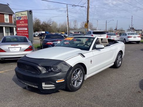 Used 2014 Ford Mustang Premium image 1