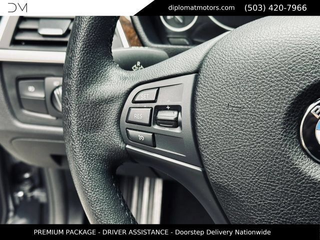 Used 2017 BMW 320i Sedan RWD image 29