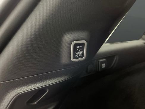 Used 2023 Jeep Grand Cherokee Summit image 16