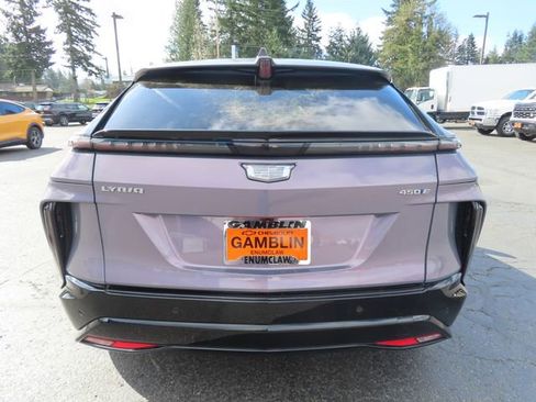 Used 2024 Cadillac Lyriq Sport RWD image 7