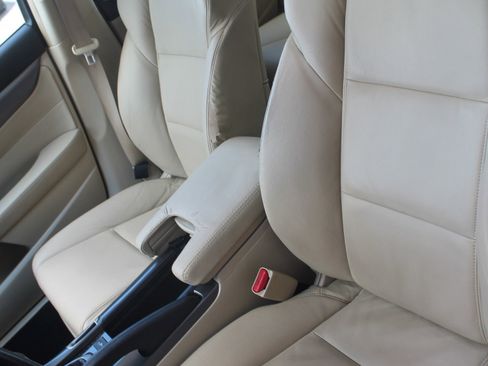 Used 2014 Acura TL image 16