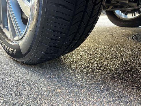 Used 2024 INFINITI QX80 Luxe image 9