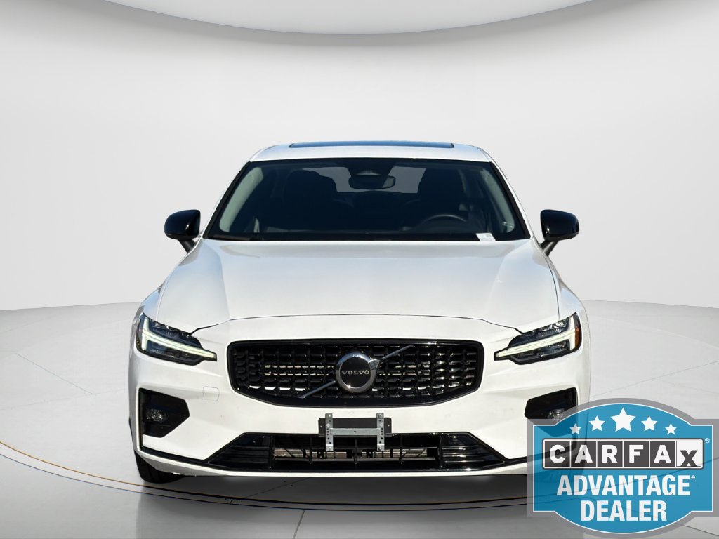 Used 2024 Volvo S60 B5 Core FWD image 2