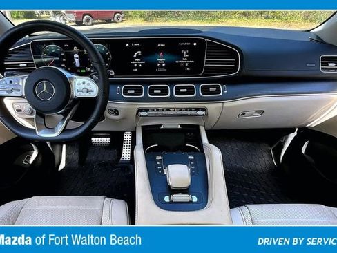 Used 2023 Mercedes-Benz GLS 580 4MATIC image 7