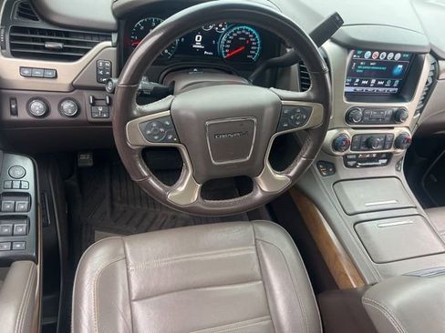Used 2019 GMC Yukon Denali w/ Denali Ultimate Package image 50