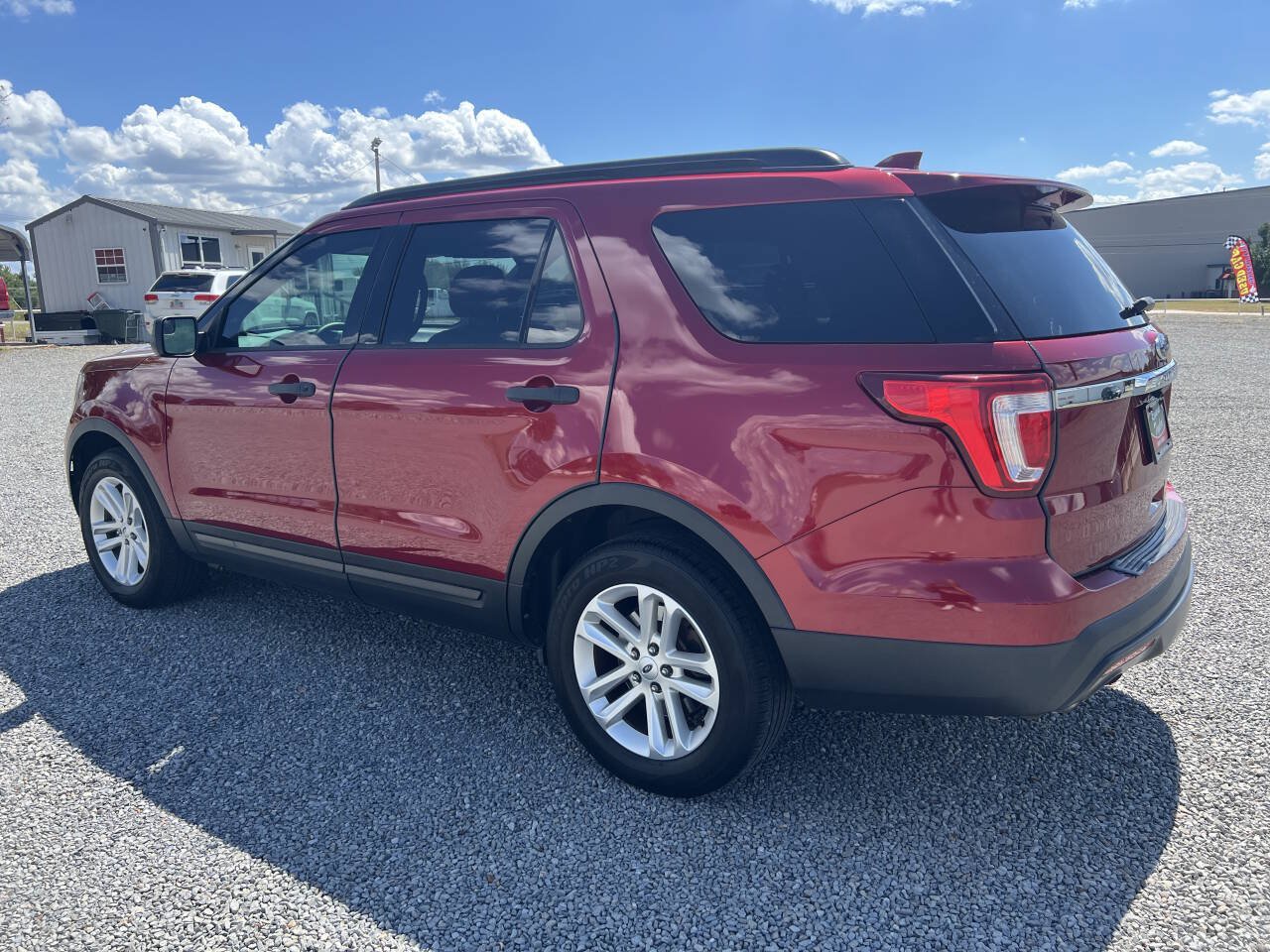 Used 2017 Ford Explorer FWD image 4