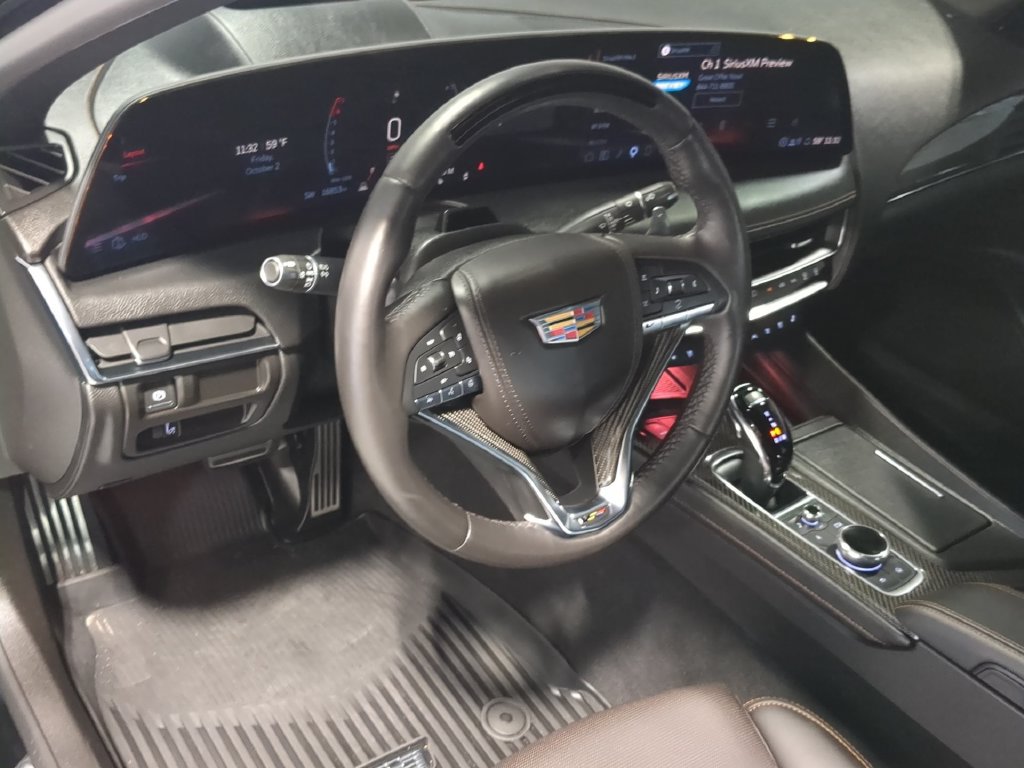 Used 2025 Cadillac CT5 V w/ Technology Package AWD/4WD image 10