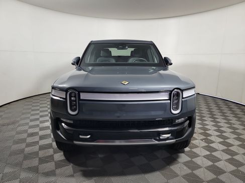 Used 2022 Rivian R1T Adventure AWD/4WD image 8