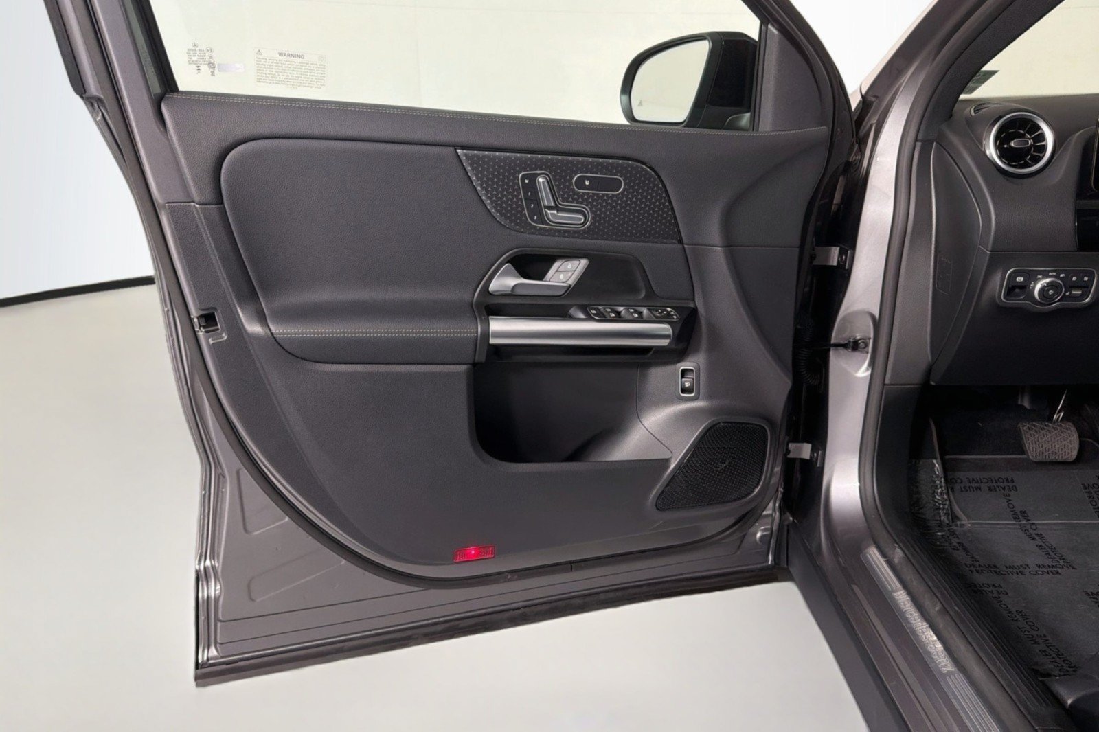 Certified 2026 Mercedes-Benz GLA 250 image 24